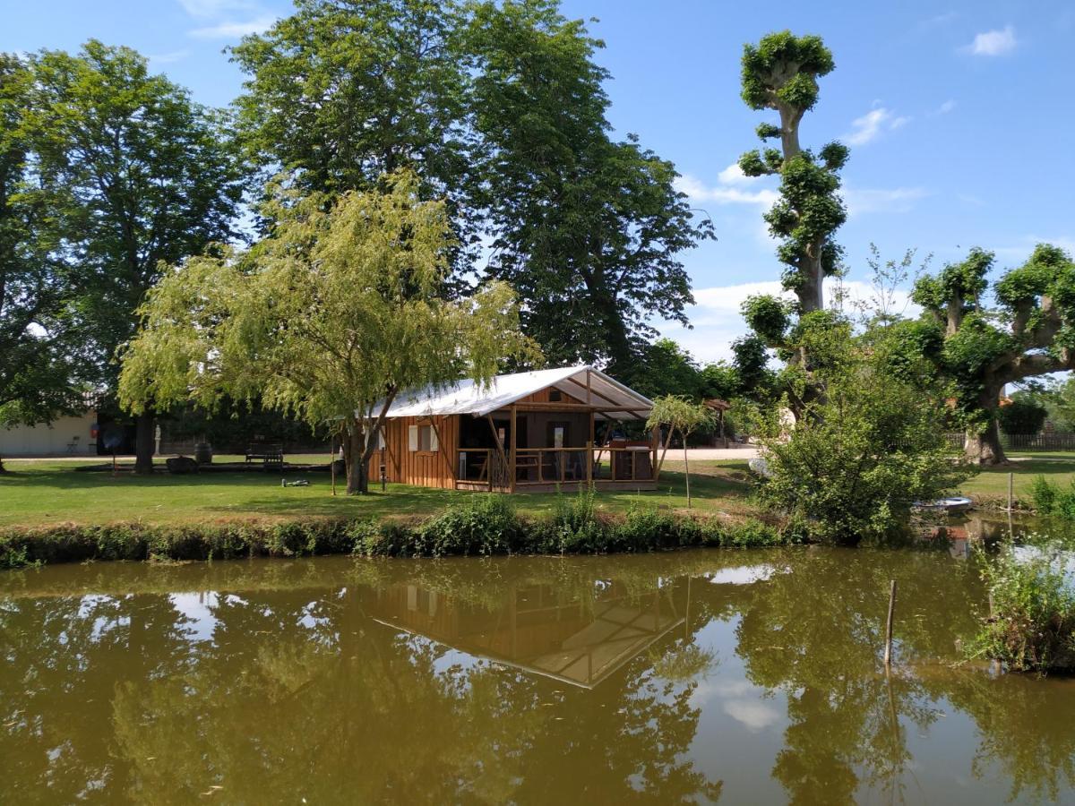 Domaine Ramonjavel, Glamping & Alpaca'S Bed & Breakfast Fongrave Екстериор снимка